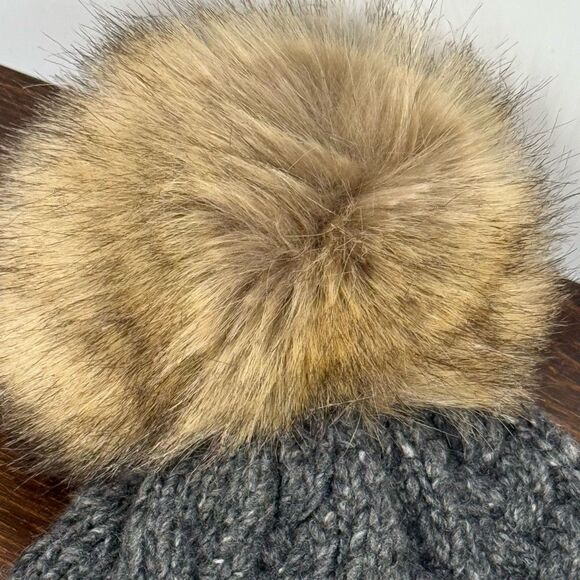 Pendleton Women’s Wool Alpaca Blend Pom Pom Cable Knit Hat OS NWOT - Picture 3 of 8